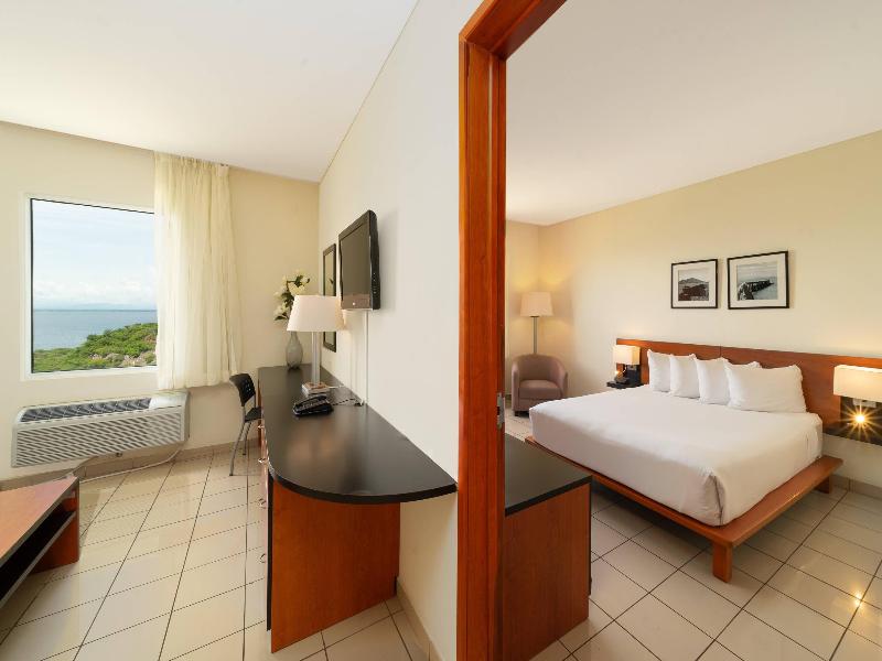 Comfort Inn Real La Union image