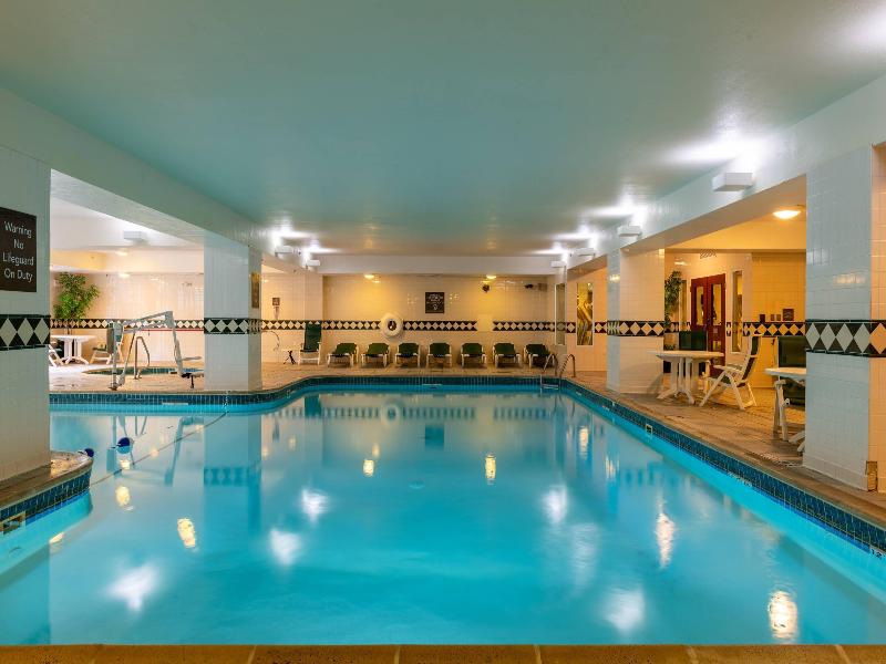 Comfort Inn & Suites Near Burke Mountain image