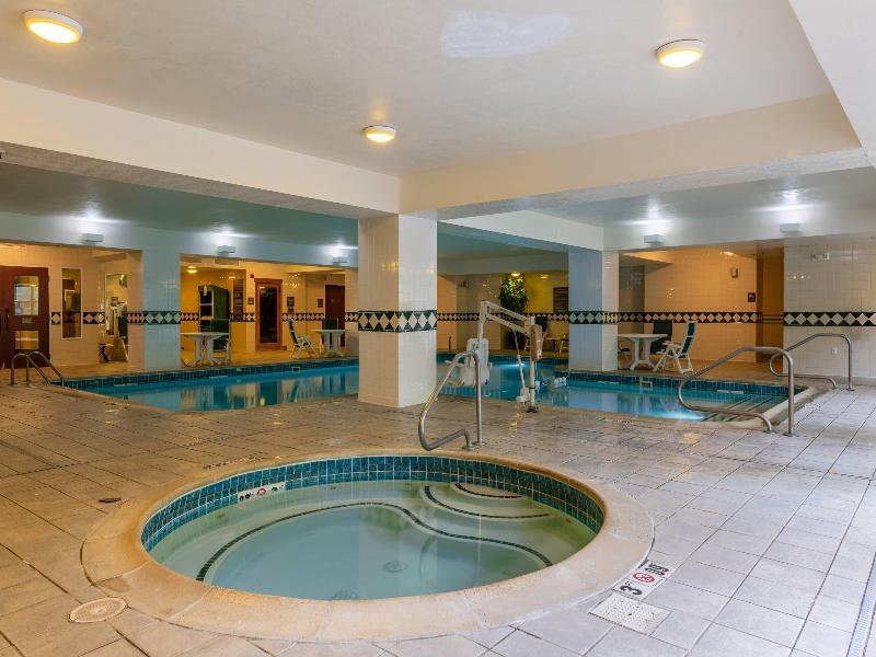 Comfort Inn & Suites Near Burke Mountain image