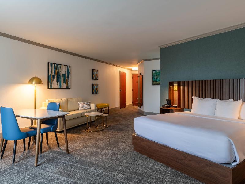 Comfort Inn & Suites Near Burke Mountain image