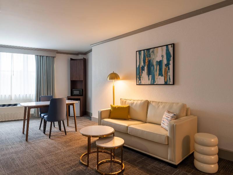 Comfort Inn & Suites Near Burke Mountain image