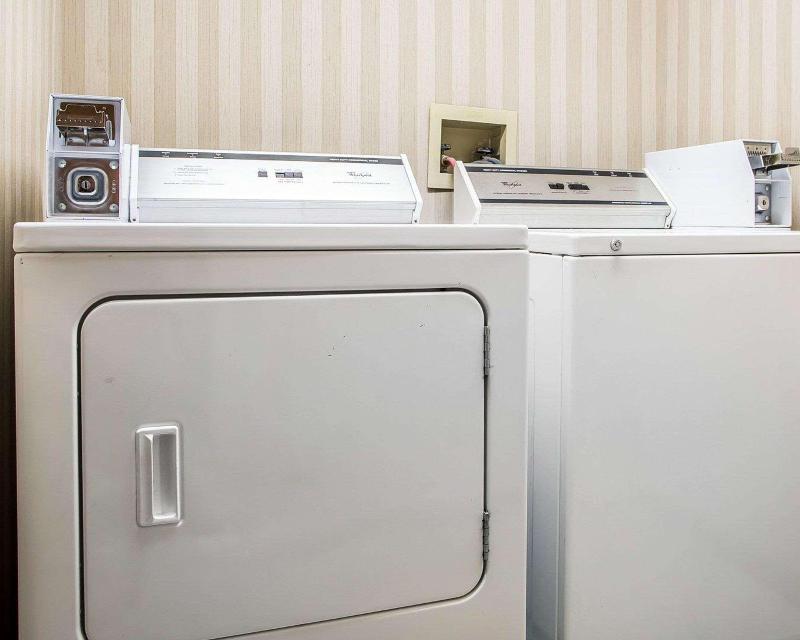 Comfort Inn Van Wert City image