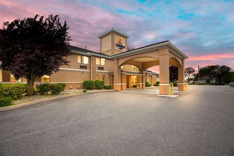 Comfort Inn Van Wert City image 1