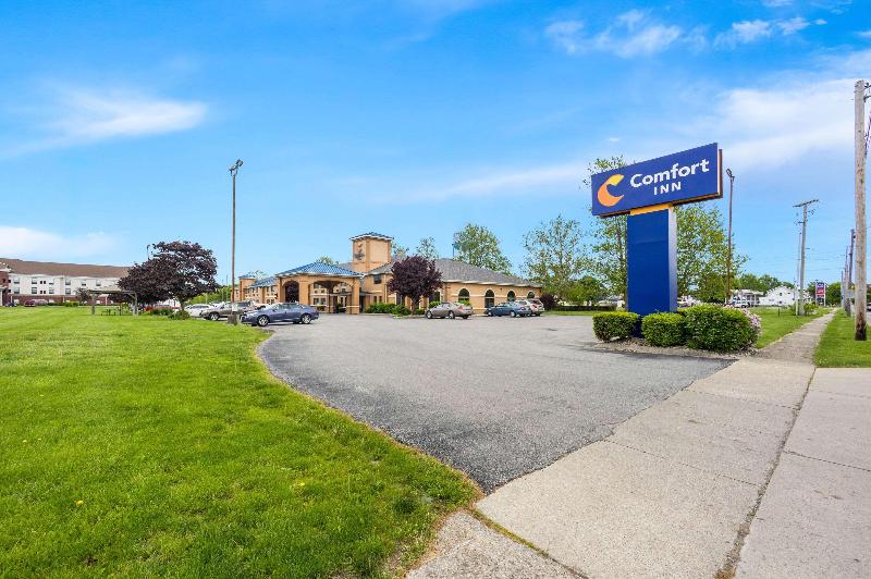 Comfort Inn Van Wert City image 2