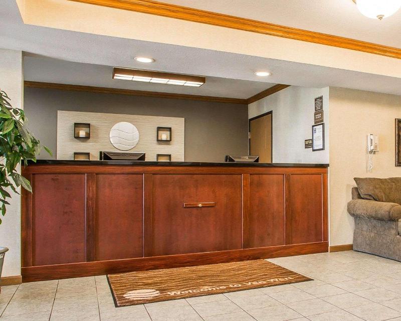 Comfort Inn Van Wert City image