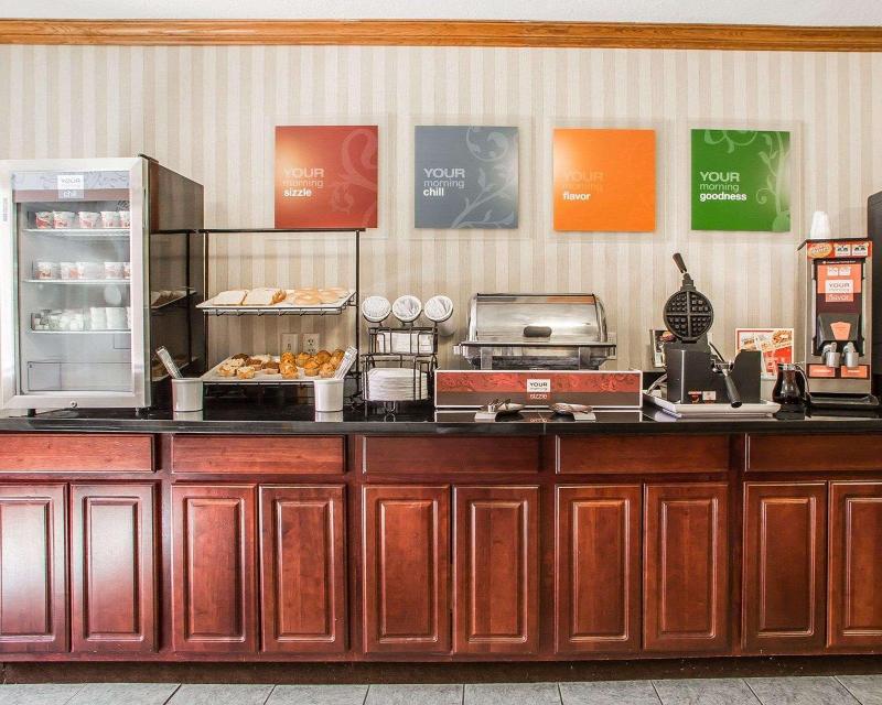 Comfort Inn Van Wert City image