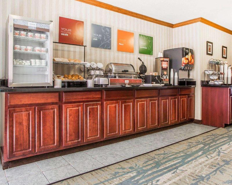 Comfort Inn Van Wert City image