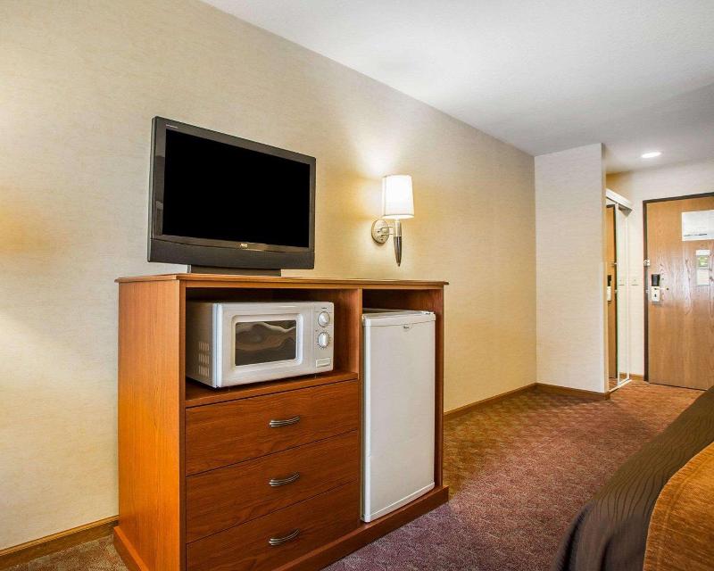 Comfort Inn Van Wert City image