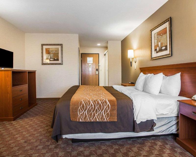 Comfort Inn Van Wert City image