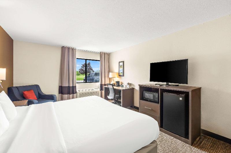 Comfort Inn Van Wert City image