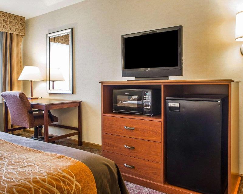 Comfort Inn Van Wert City image