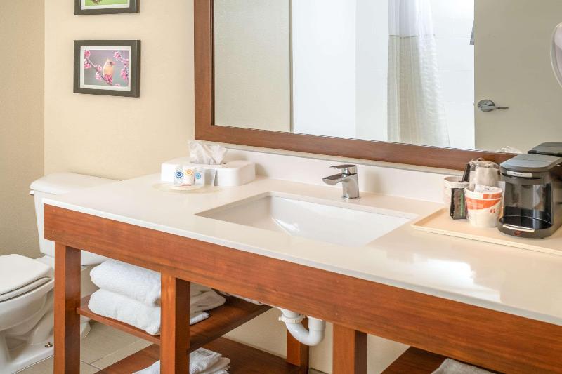 Comfort Inn Grundy image