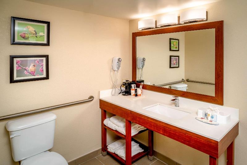 Comfort Inn Grundy image