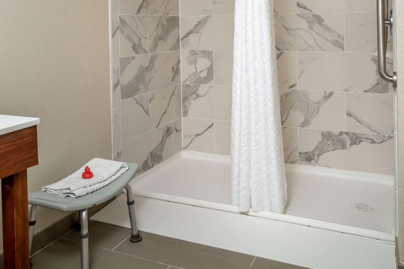 Comfort Inn Grundy image