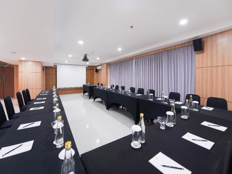Dream of Aventus Hotel Kuta image