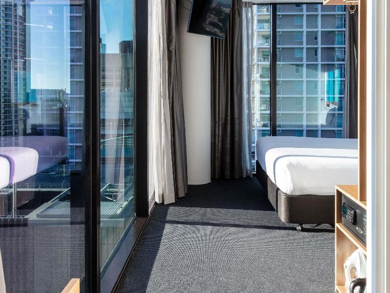 ibis Styles Brisbane Elizabeth Street image