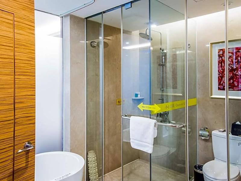 MKH Gems Cube International Hotel image