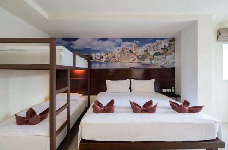 Patong Buri Resort image