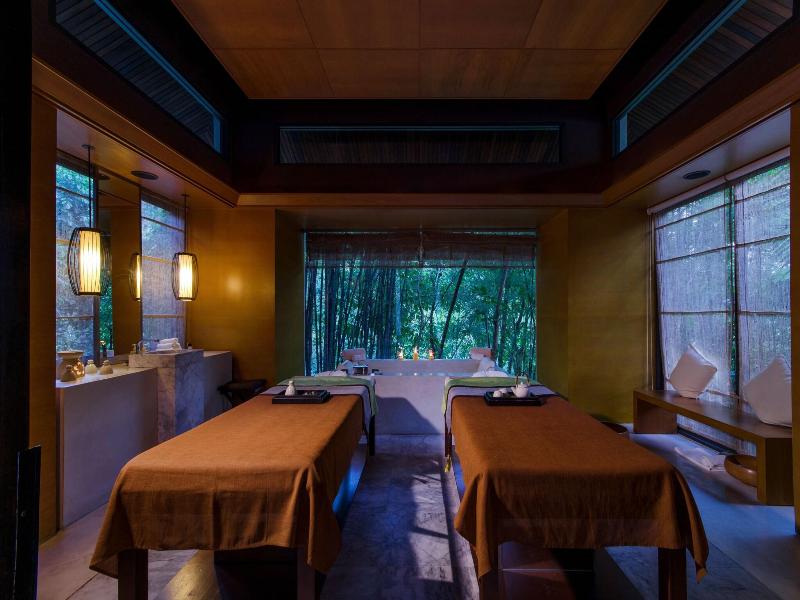 Veranda High Residence