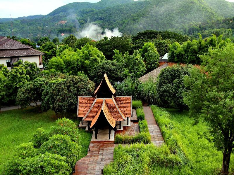 Veranda High Residence