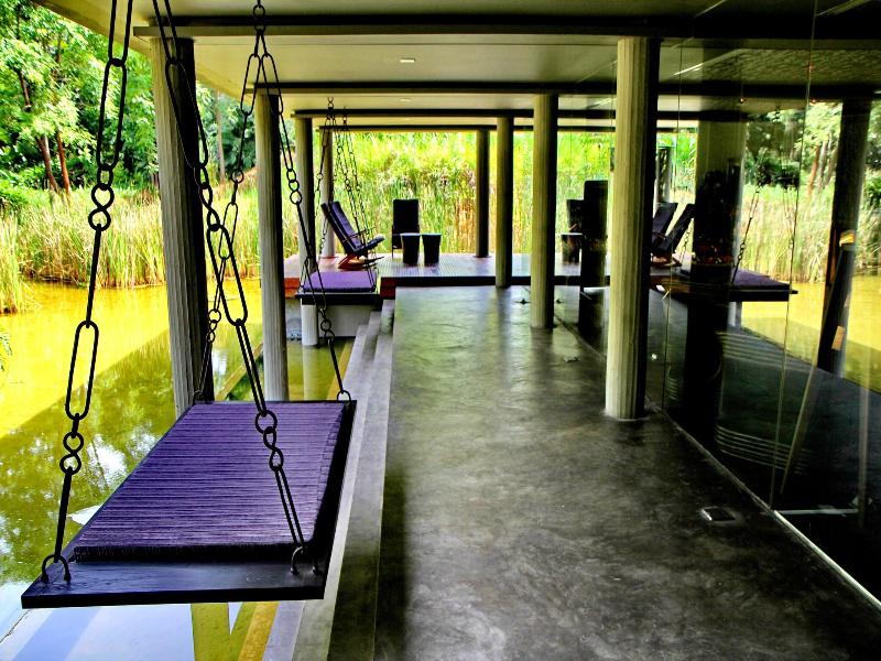 Veranda High Residence