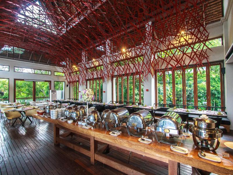 Veranda High Residence