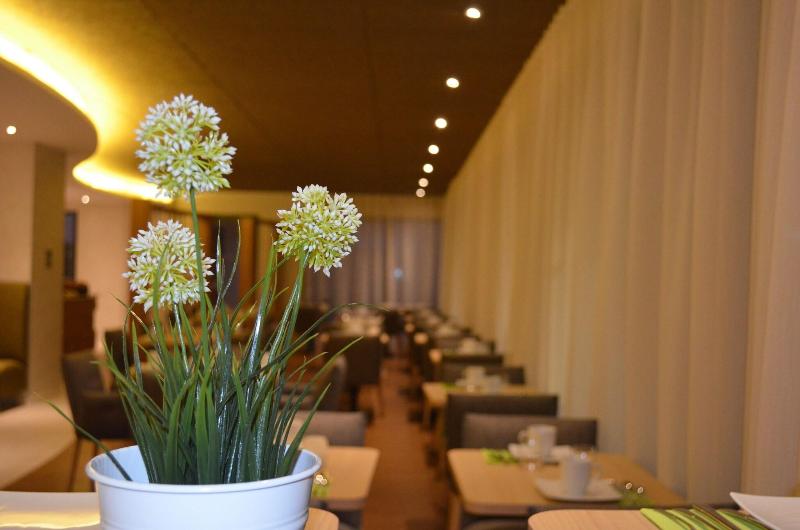 Brit Hotel Privilege Plerin image