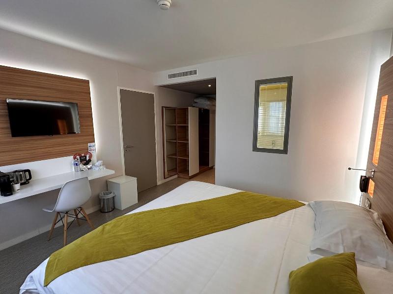 Brit Hotel Privilege Plerin image