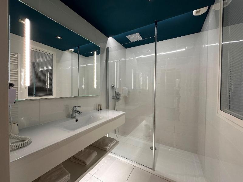 Brit Hotel Privilege Plerin image