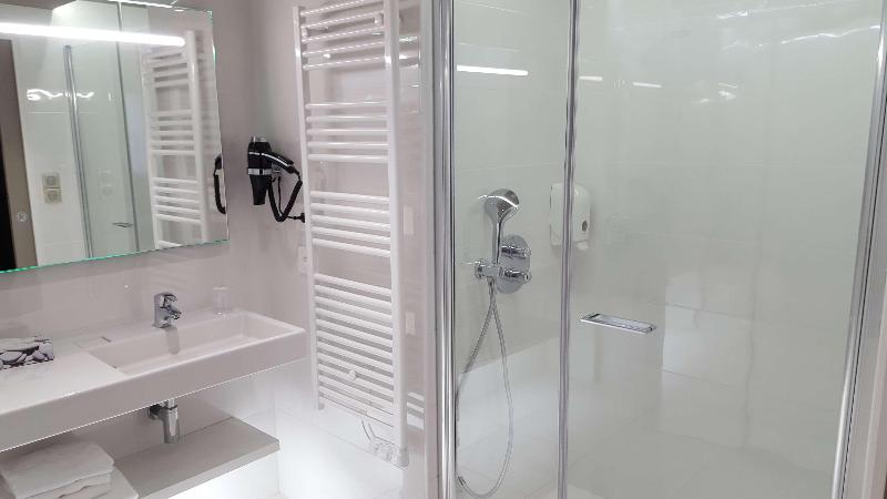 Brit Hotel Privilege Plerin image