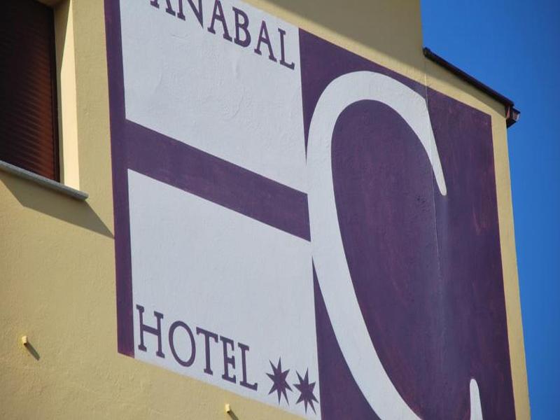 HOTEL CANABAL