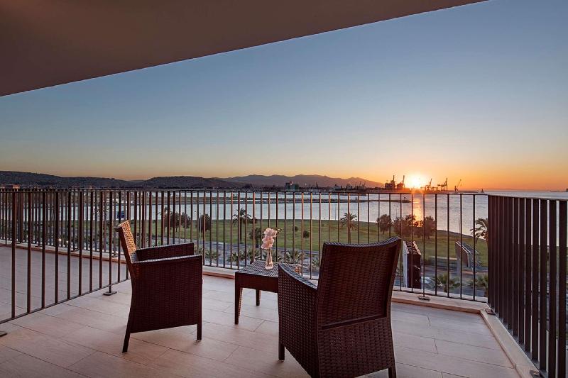 Hilton Garden Inn Izmir Bayrakli image