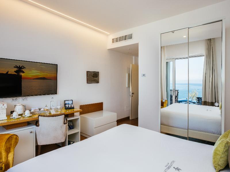 Villa Fiorella Art Hotel image