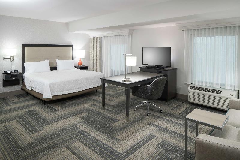 Hampton Inn & Suites by Hilton Atlanta Perimeter D image