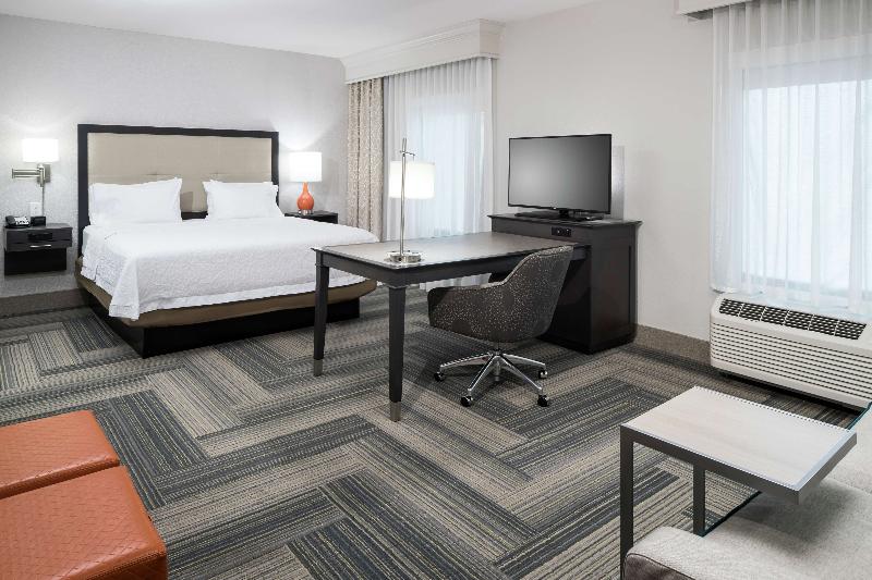 Hampton Inn & Suites by Hilton Atlanta Perimeter D image