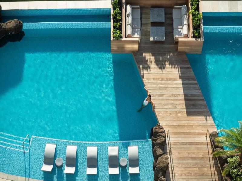 The Ritz-Carlton Residences, Waikiki Beach image