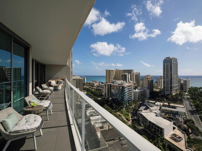The Ritz-Carlton Residences, Waikiki Beach image