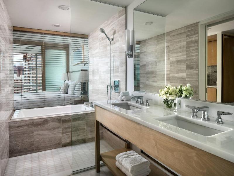 The Ritz-Carlton Residences, Waikiki Beach image