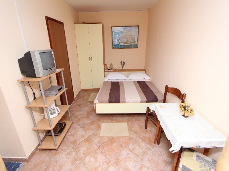 Apartment Divna image