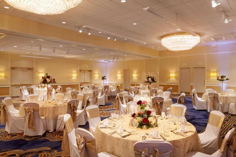 Doubletree By Hilton Boston - Andover image