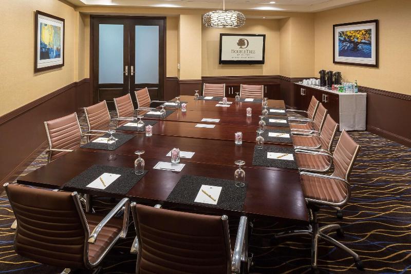 Doubletree By Hilton Boston - Andover image