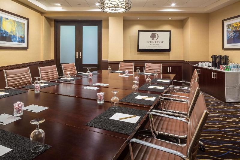 Doubletree By Hilton Boston - Andover image