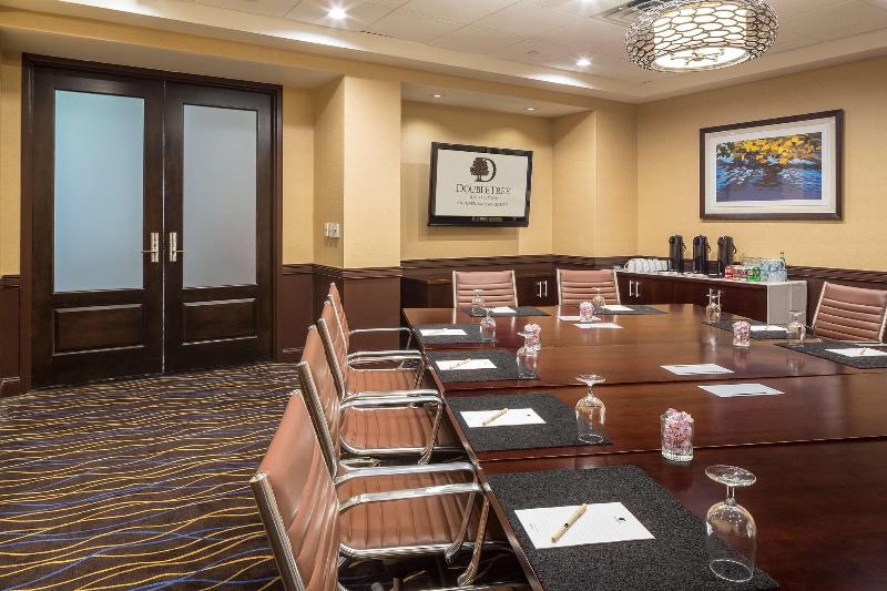 Doubletree By Hilton Boston - Andover image
