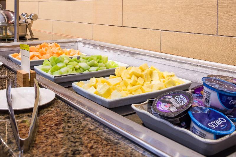 Doubletree By Hilton Boston - Andover image