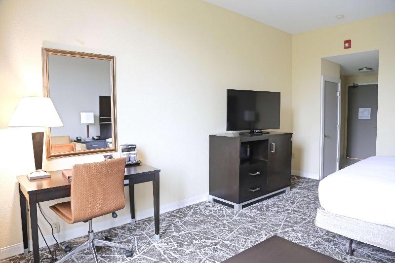 Doubletree By Hilton Boston - Rockland image
