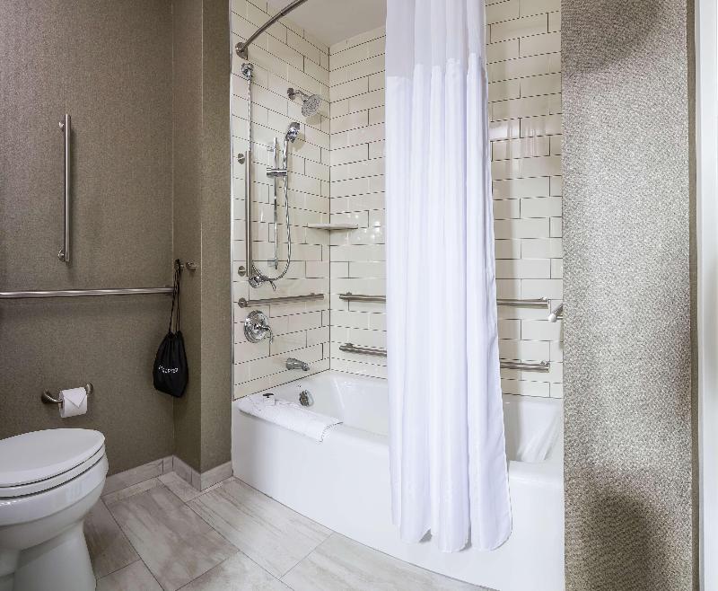 Doubletree By Hilton Boston - Rockland image