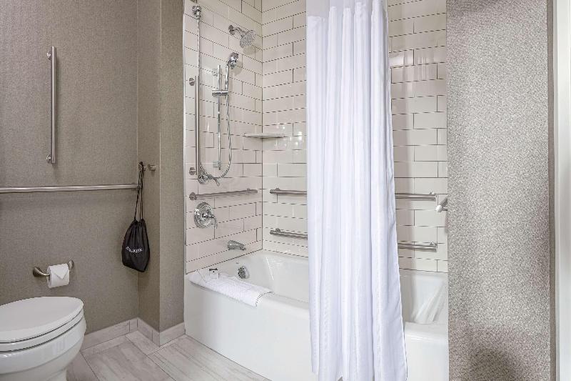 Doubletree By Hilton Boston - Rockland image
