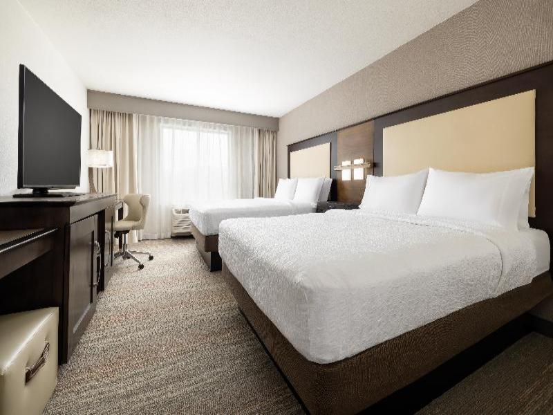Hampton Inn & Suites Napa image