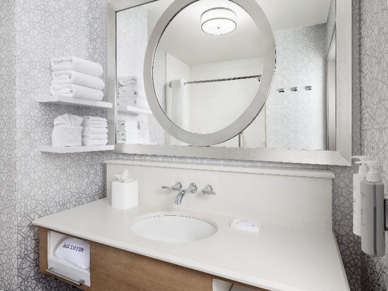 Hampton Inn & Suites Napa image
