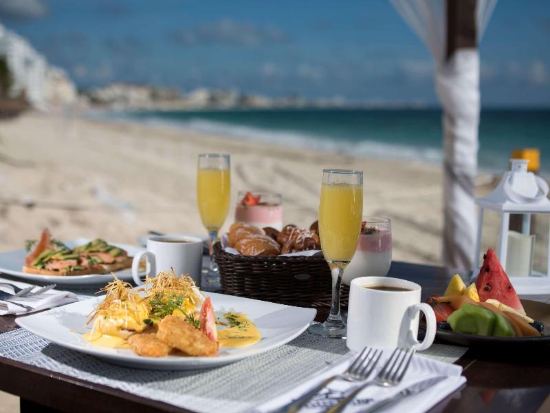 Club Regina Cancun managed by Accor image